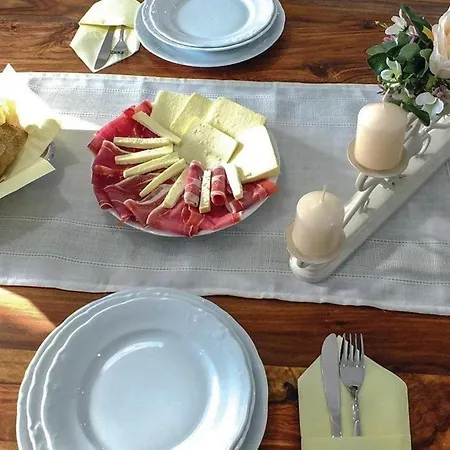 Villa Matia With Pool *