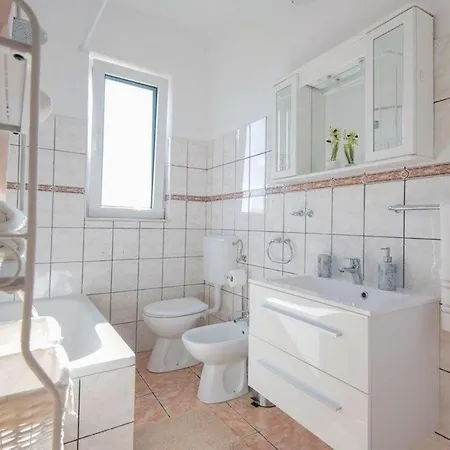 Matia With Pool Villa