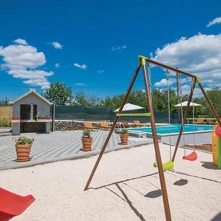 Matia With Pool * Imotski