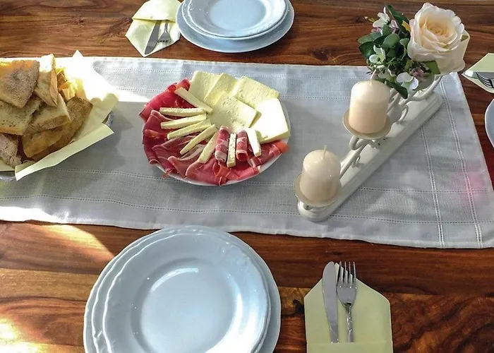 Villa Matia With Pool *